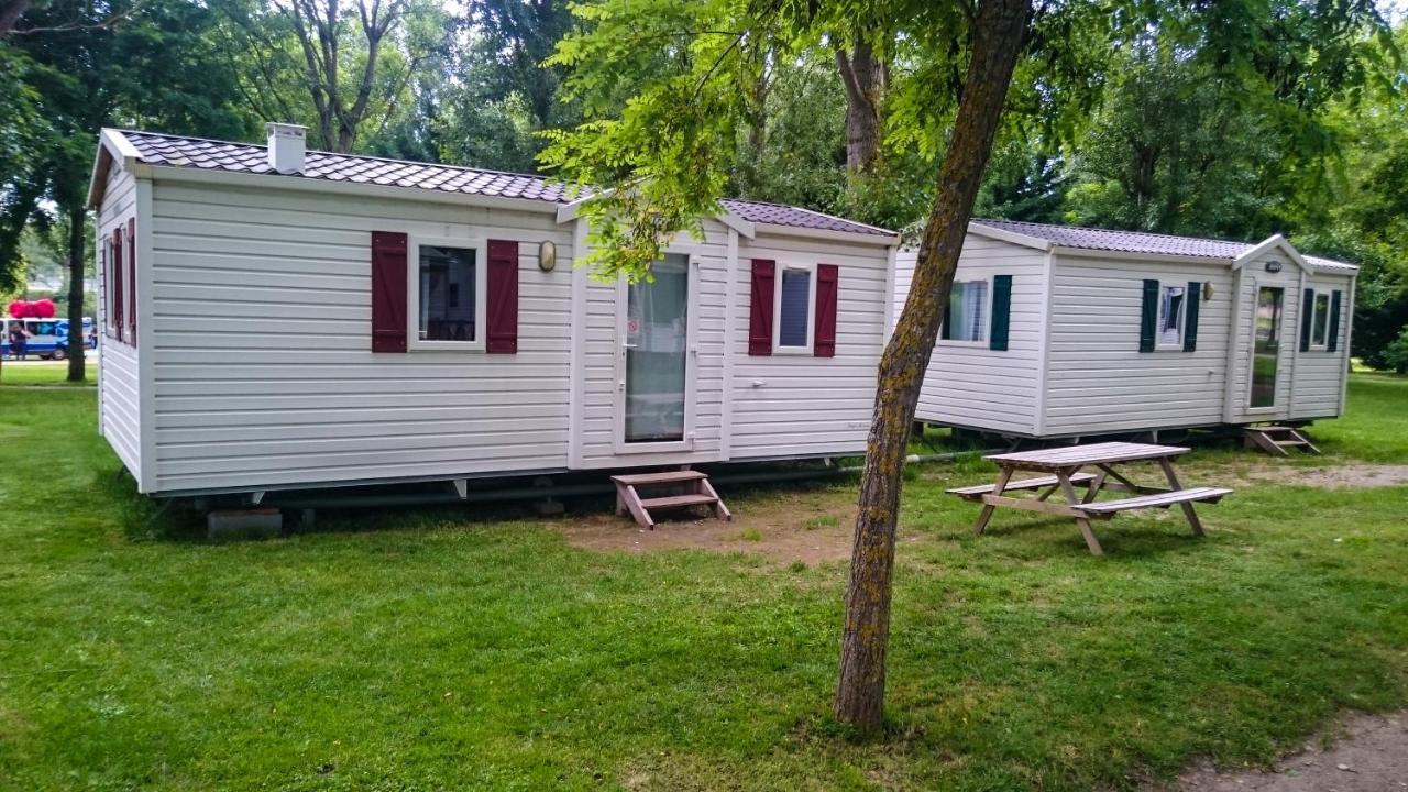 Camping Larribal Millau Exterior foto